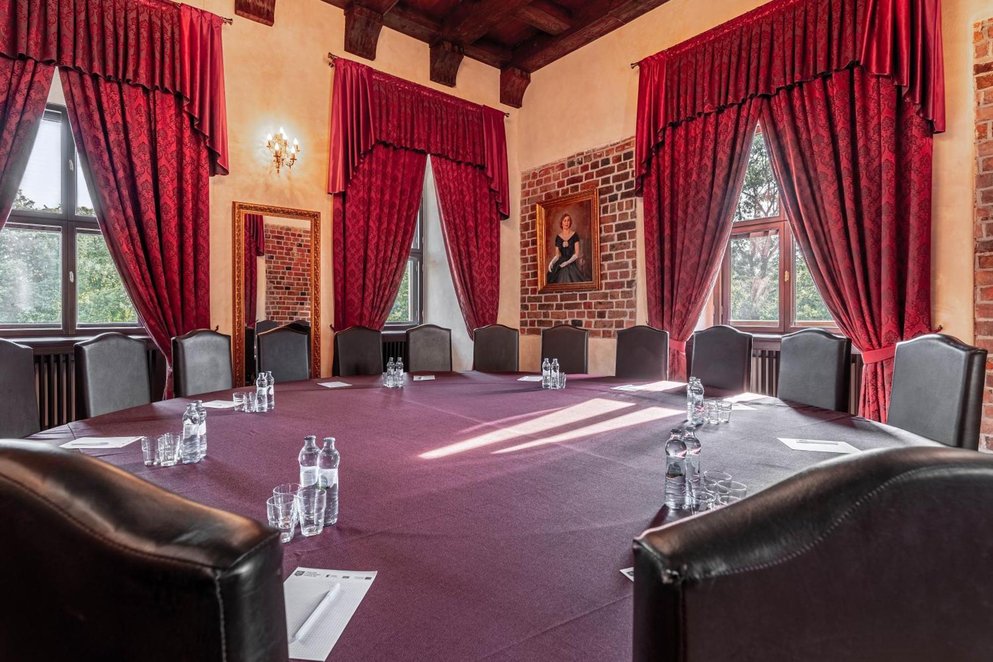 Zamek Uniejow Apart otel Dış mekan fotoğraf
