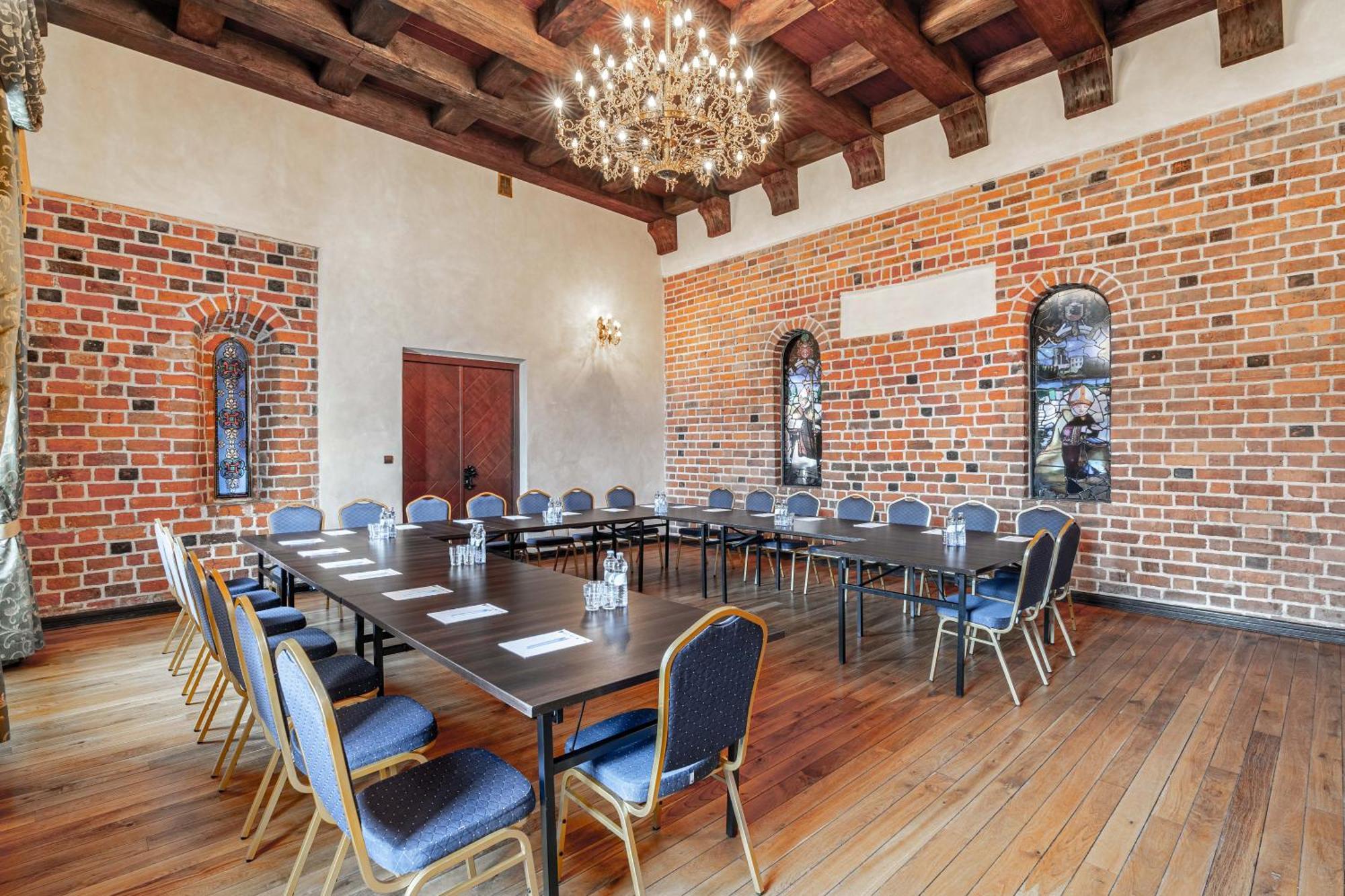 Zamek Uniejow Apart otel Dış mekan fotoğraf